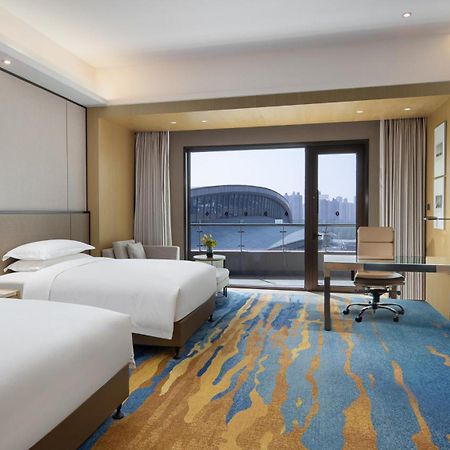 Intercontinental Wuhan By Ihg - Yangtze River View Exterior photo