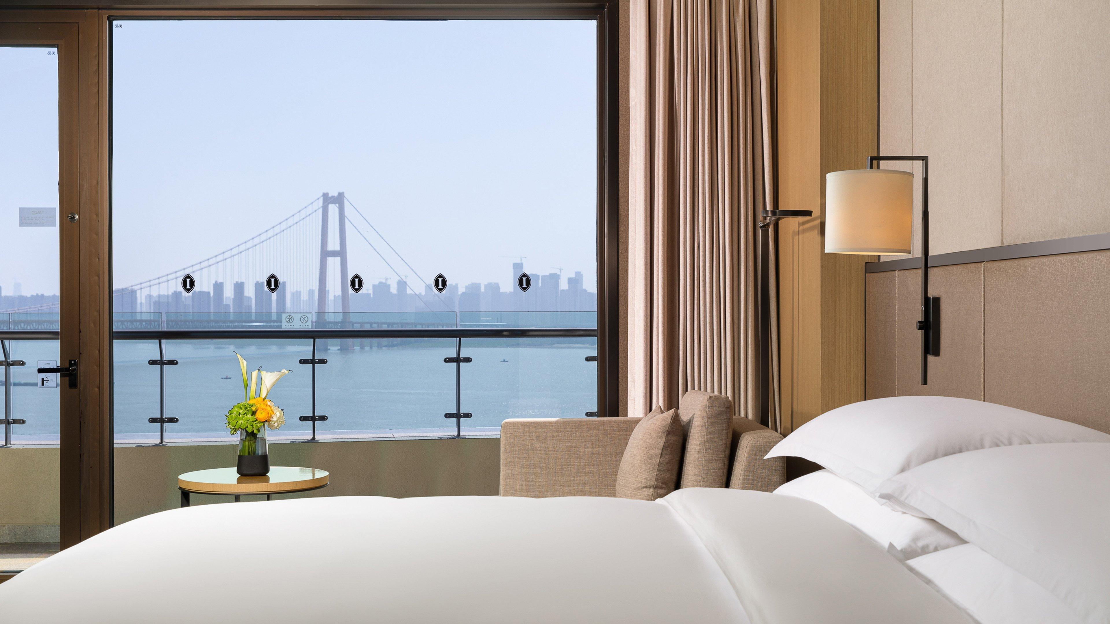 Intercontinental Wuhan By Ihg - Yangtze River View Exterior photo