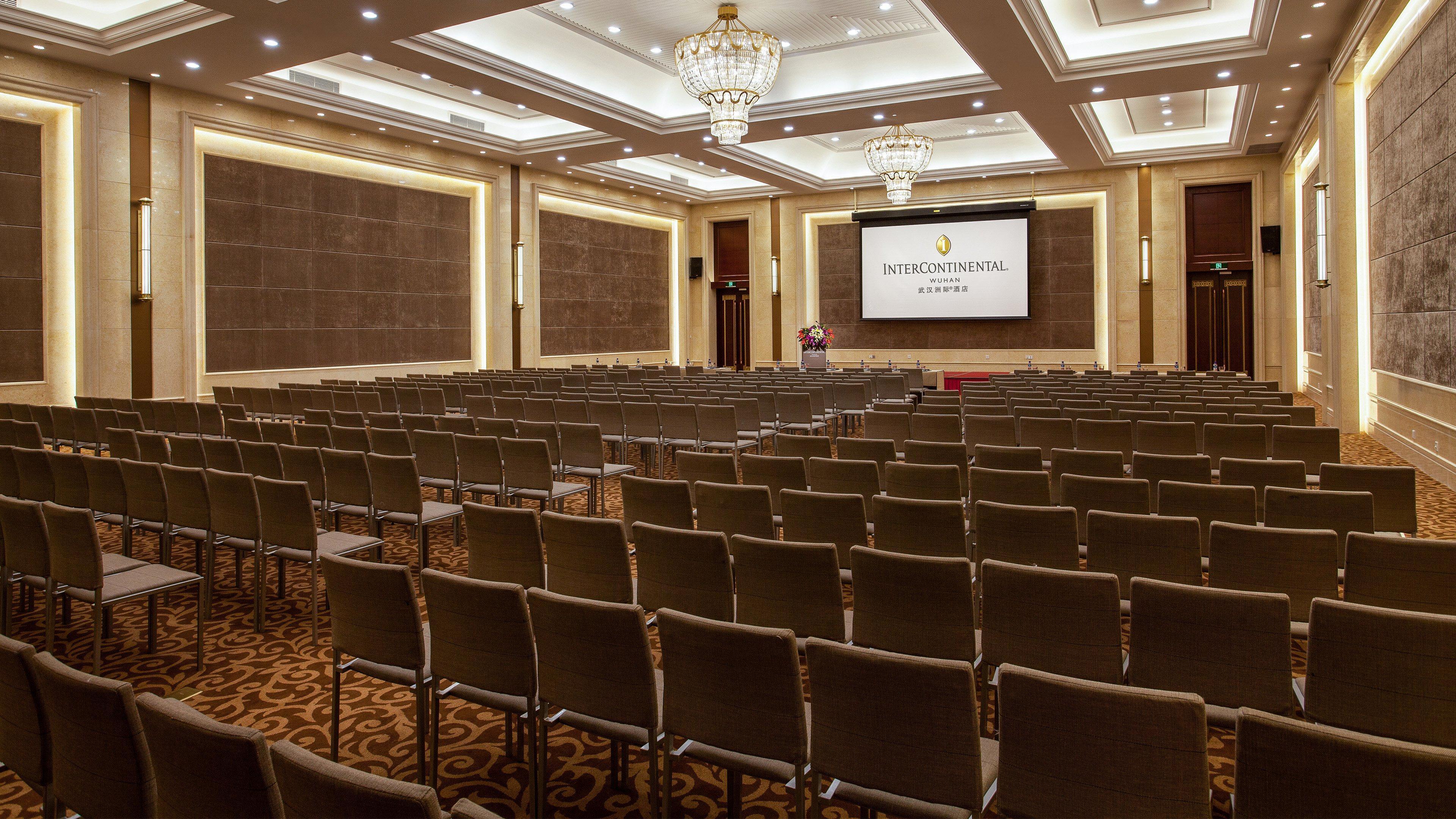 Intercontinental Wuhan By Ihg - Yangtze River View Exterior photo